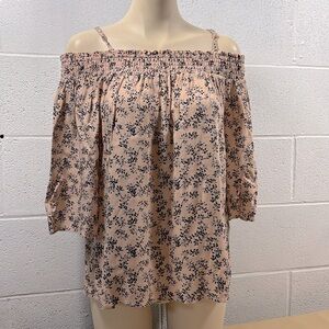 Suzy Shier pink floral open shoulder long sleeve top​​​​​​​
